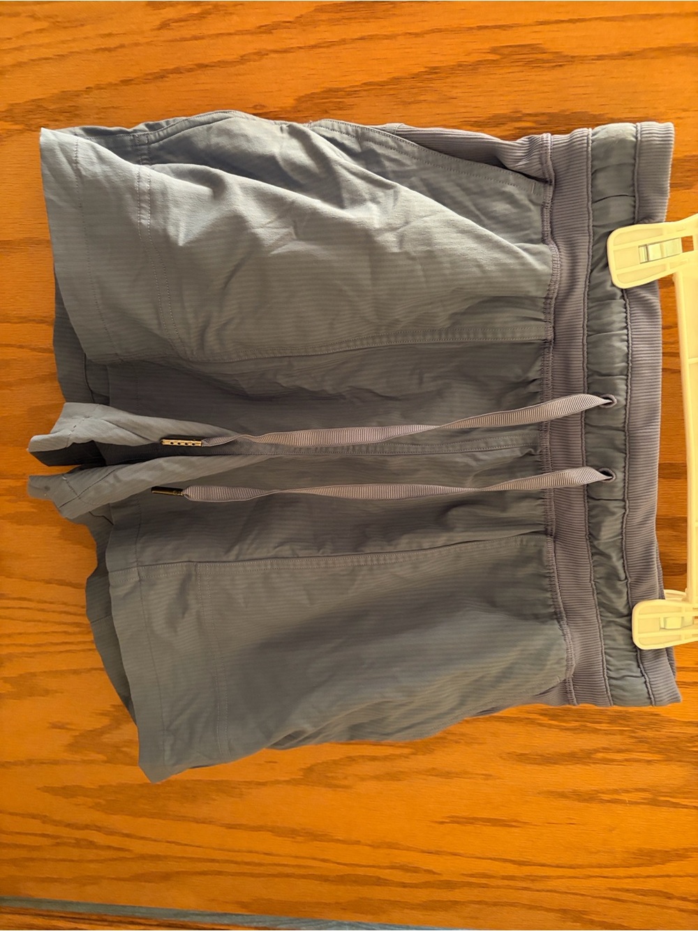 Womenās Lululemon Lightweight Drawstring Shorts - oasis blue, high rise 3.5āā